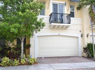 579 NW 35th Pl, Boca Raton, FL 33431