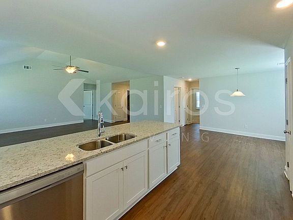 3rd image of 120 Mountain Holly Rd
