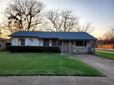 802 Tuskegee St, Grand Prairie, TX, 75051