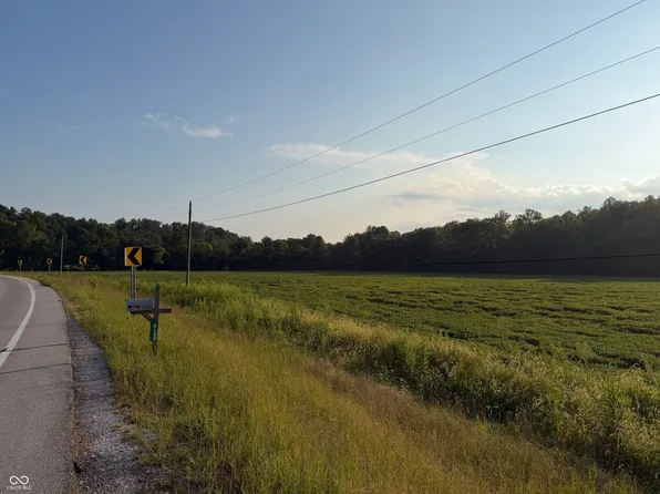 2100 Todd Ln, Heltonville, IN 47436