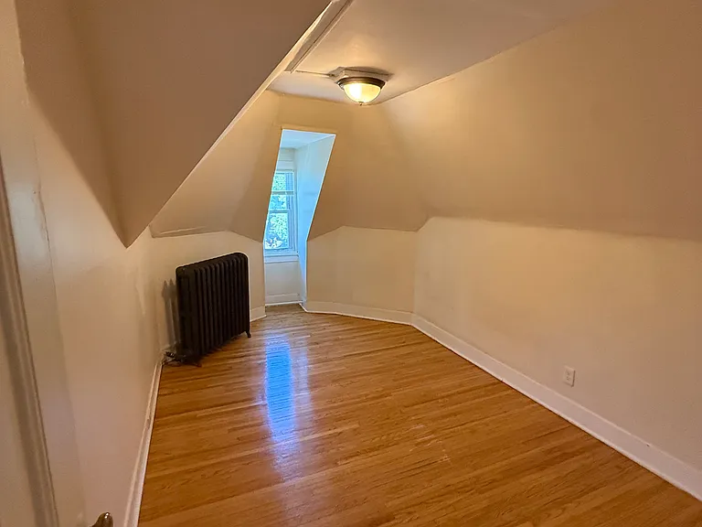 42 Rowley St #7 — Photo 9