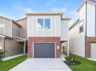 15243 Estrella W, Houston, TX 77073