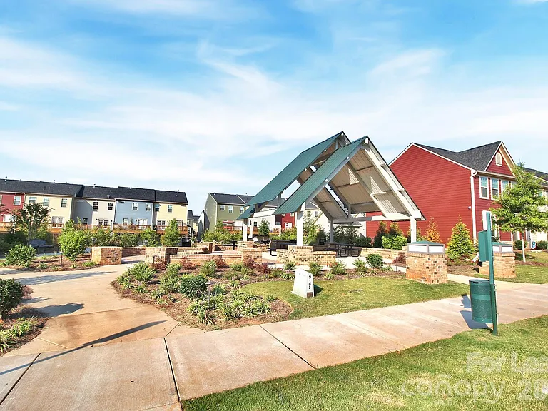 2128 Arbor Loop Dr — Photo 31