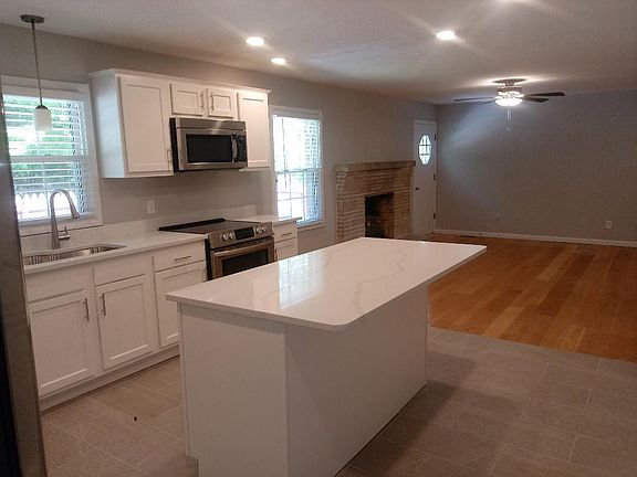 5th image of 3400 Amoyee Dr