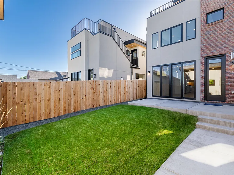 2088 Eliot St — Photo 45