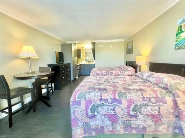 2555 Tamiami TRL N #252, NAPLES, FL 34103