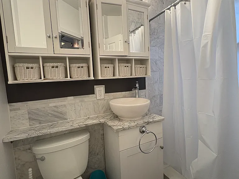 39 Hemenway St #3 — Photo 6