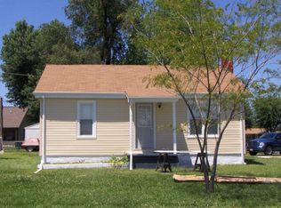 1419 Wilson St, South Roxana, IL 62087