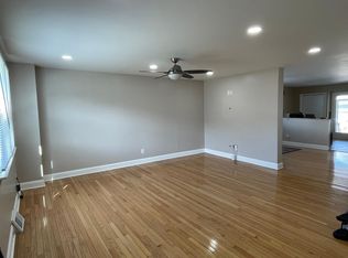5207 Inlet Dr, Bensalem, PA 19020