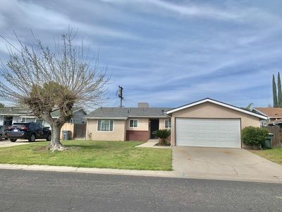 611 Rall Ave, Clovis, CA, 93612