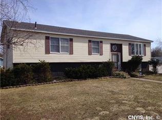1225 Lachenauer Dr, Watertown, NY 13601