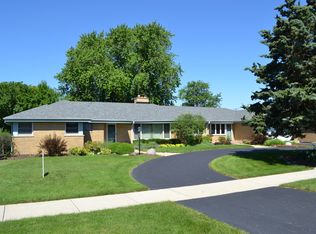 6400 W 85th Pl, Burbank, IL