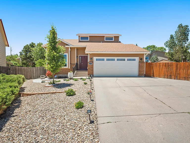 3425 Hideaway Pl — Photo 1