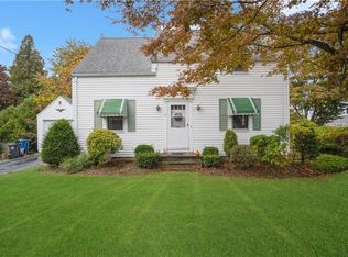 21 Cornell Ave, Warwick, RI 02888