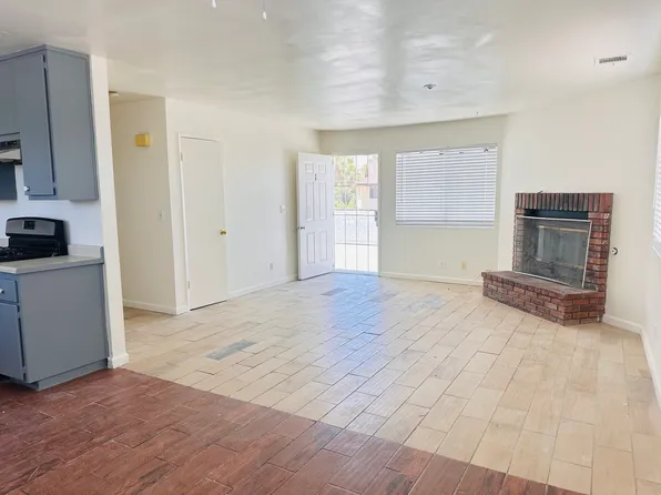 13729 Greenwood Pl APT 1, Victorville, CA 92395