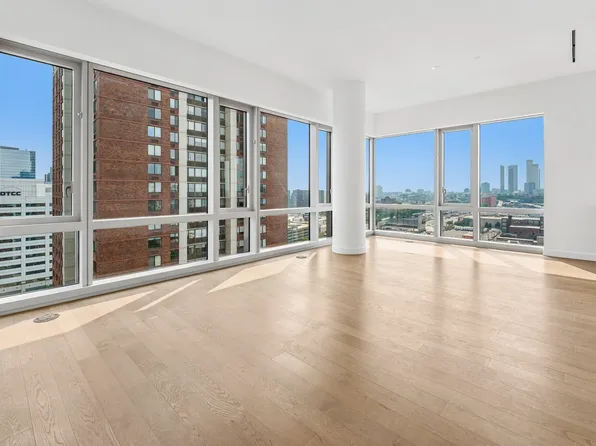 75 Park Lane South image 1 of 45