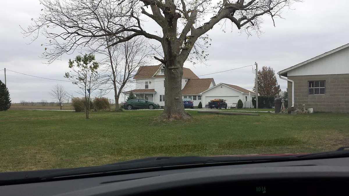 3 bed, 1.5 bath, 1400 sqft, $1,700 — Photo 4