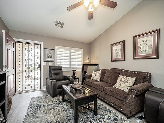5th image of 5404 Blue Oat Ave
