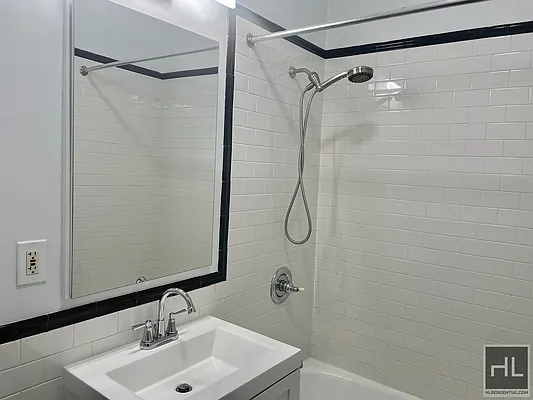 Rented by Highline Residential | media 35