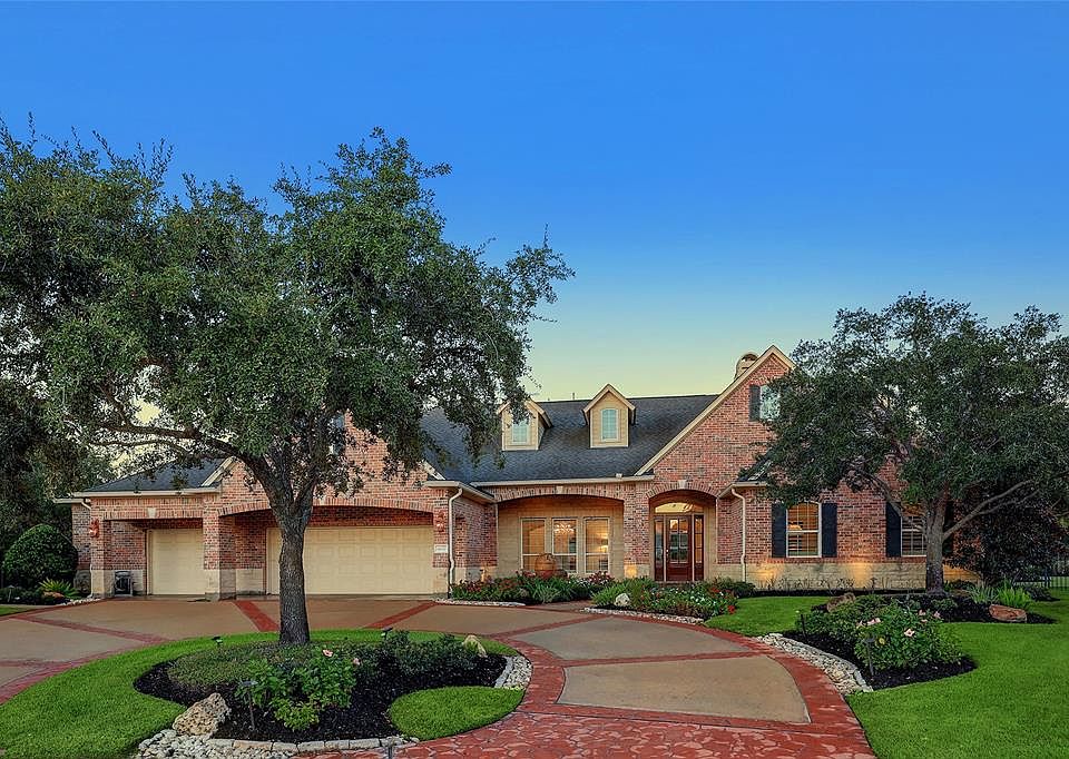1st image of 14602 Cypress Links Trail