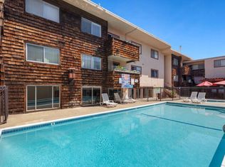 5349 Newcastle Ave APT 1, Encino, CA 91316