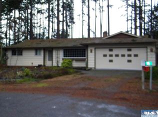 91 Percy Ln, Sequim, WA 98382