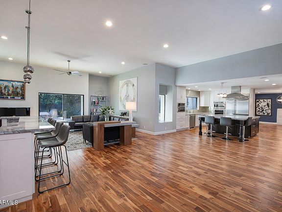 3rd image of 4825 E ONYX Avenue