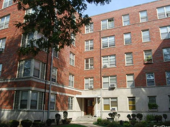 2620 W Berwyn Ave APT 306