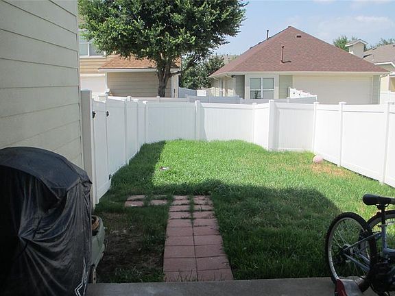 3rd image of 1205 Appalachian Ln