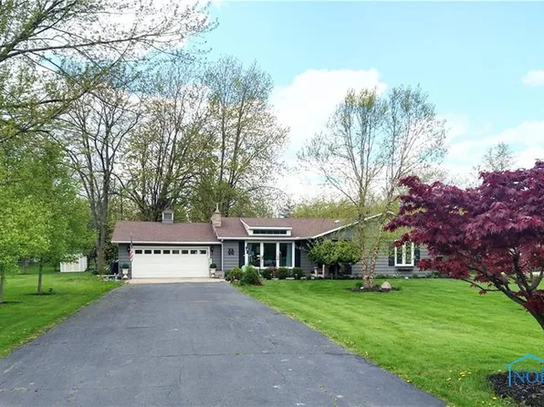 232 Johnson Cir, Defiance, OH 43512