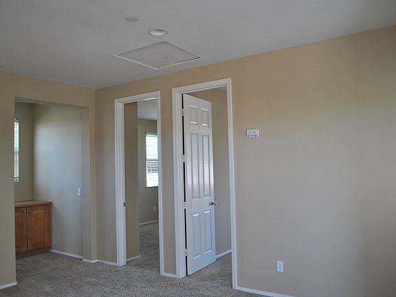 Upstairs Loft-2