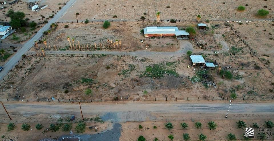 3695 E County Road 18 #1/2, Yuma, AZ 85365 | Zillow