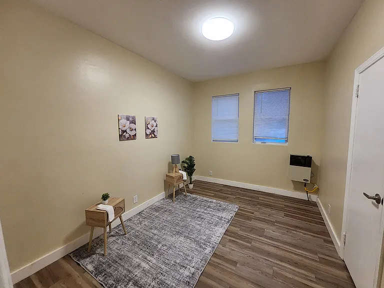 16 Hamilton Ave #1 — Photo 7