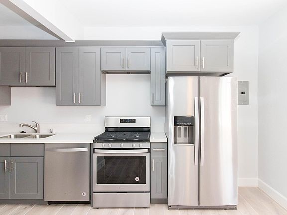 2nd image of 3710 E Broadway APT 5
