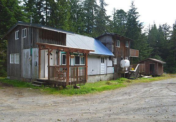 3rd image of 14082 N Tongass Hwy