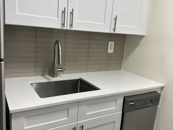 104-40 Queens Boulevard image 4 of 23