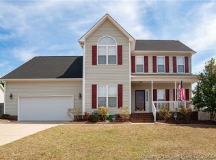 3933 Fox Meadow Ln, Hope Mills, NC 28348