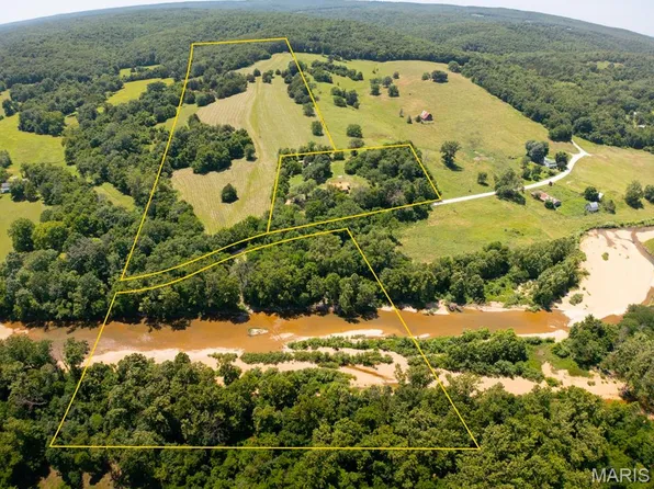 68 Dillard Mill Rd, Davisville, MO 65456