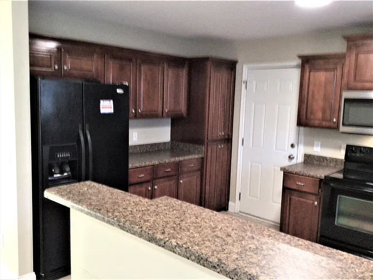 133 Ohara Dr — Photo 3