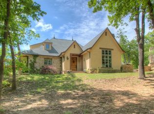 1510 N Maple Ave E, Sand Springs, OK 74063