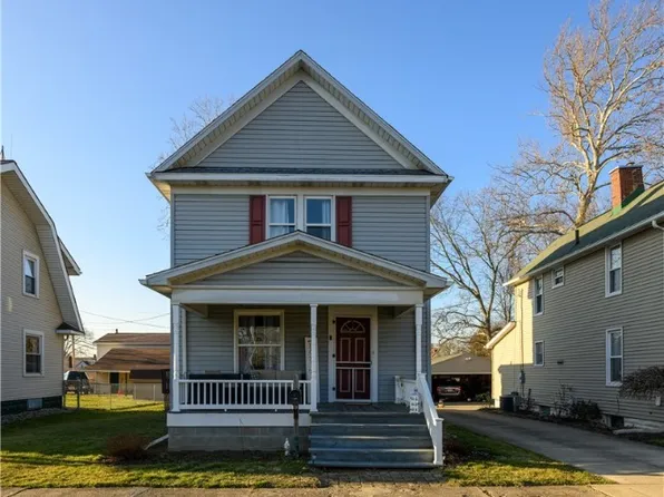 227 W 9th St, Dover, OH 44622