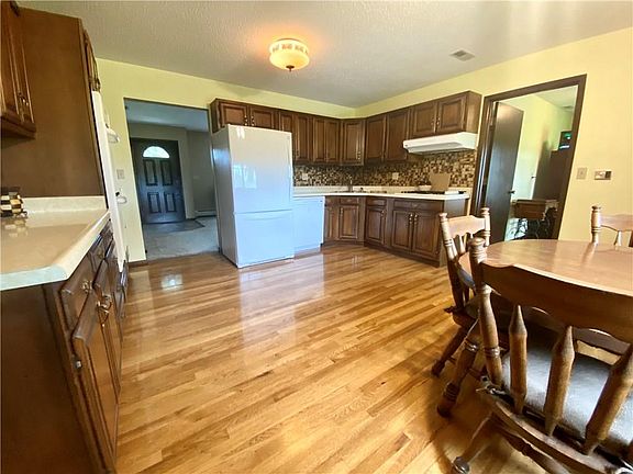 5th image of 5021 SE 72nd Ave