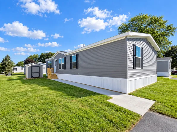 4 Bed 2 Bath Single Section Plan, Sashabaw Meadows