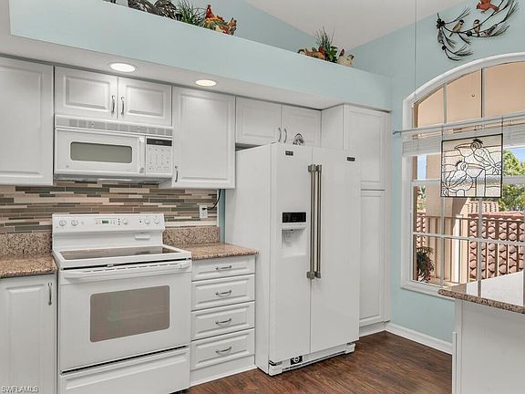 5th image of 206 Newport DR #810