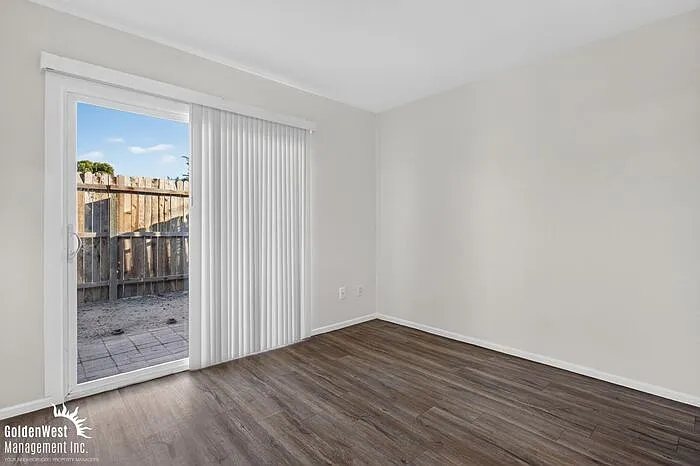 2209 W Belmont Ave #5 — Photo 13