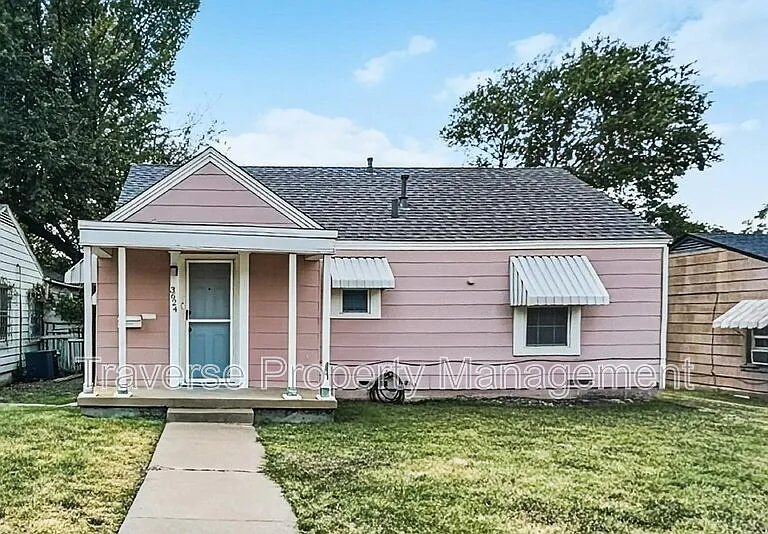 3624 Frazier Ave — Photo 1