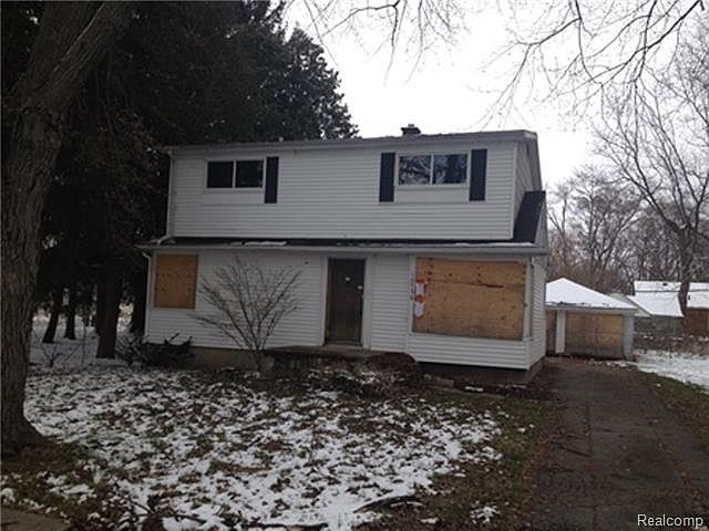1st image of 15756 Iliad St