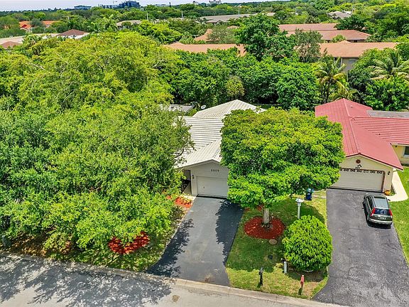 2nd image of 8809 NW 21st Court