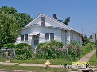 1739 Market St, Madison, IL 62060