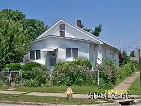 1739 Market St photo 1